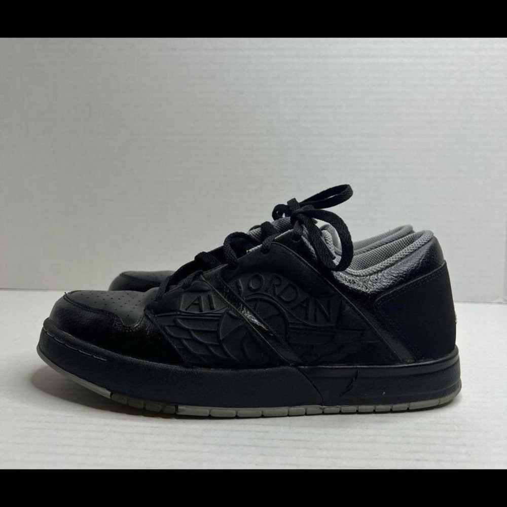 Nike Air Jordan Nu' Retro 1 Low Black - Size 5Y